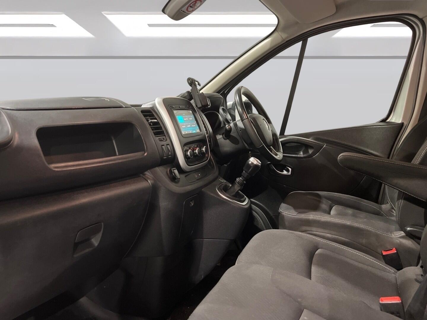 Used Renault Trafic 2021 for sale - 76765173: Photo 10