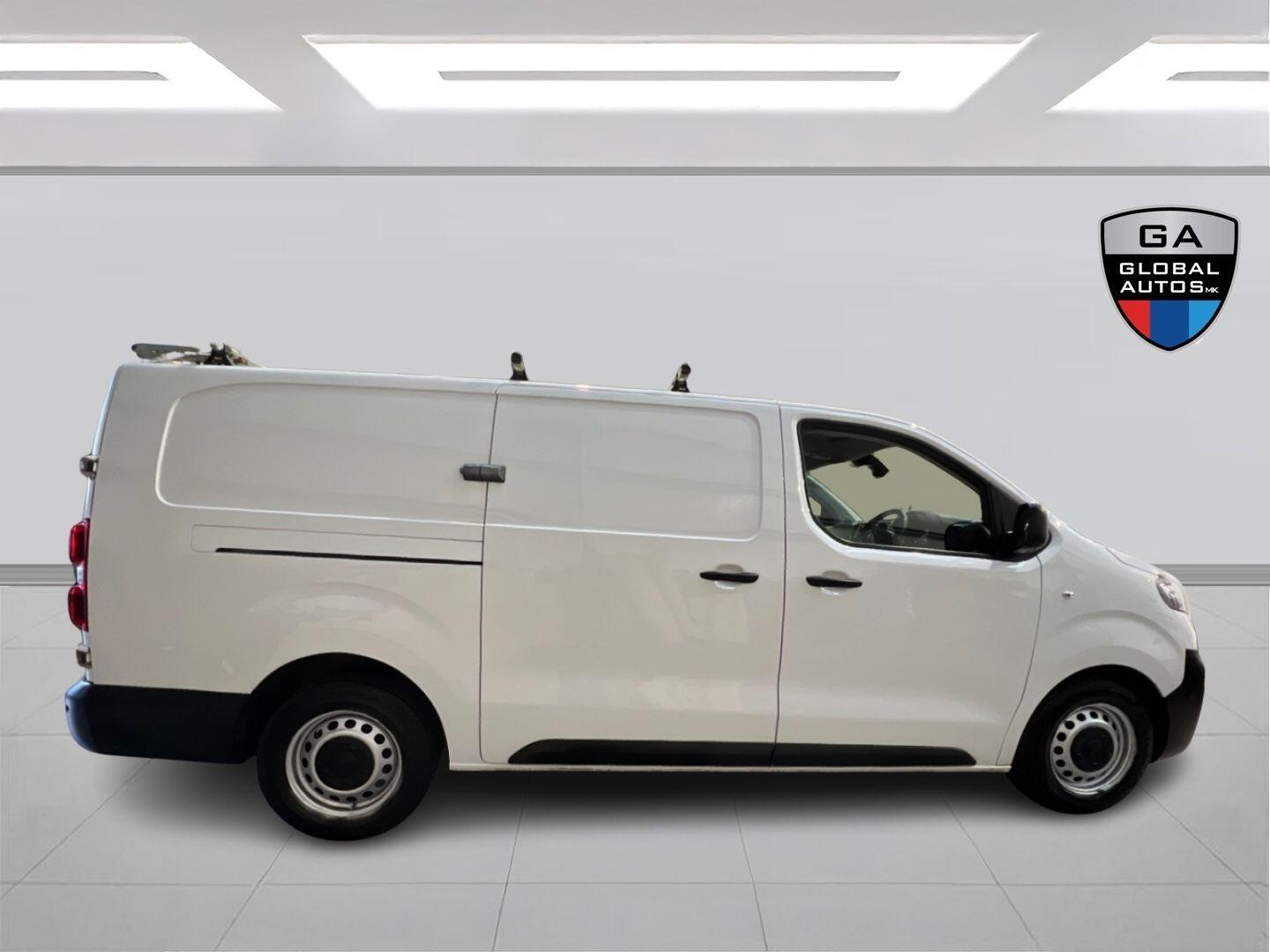 Used Vauxhall Vivaro 2022 for sale - 77839456: Photo 11