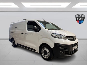 Vauxhall Vivaro feature image