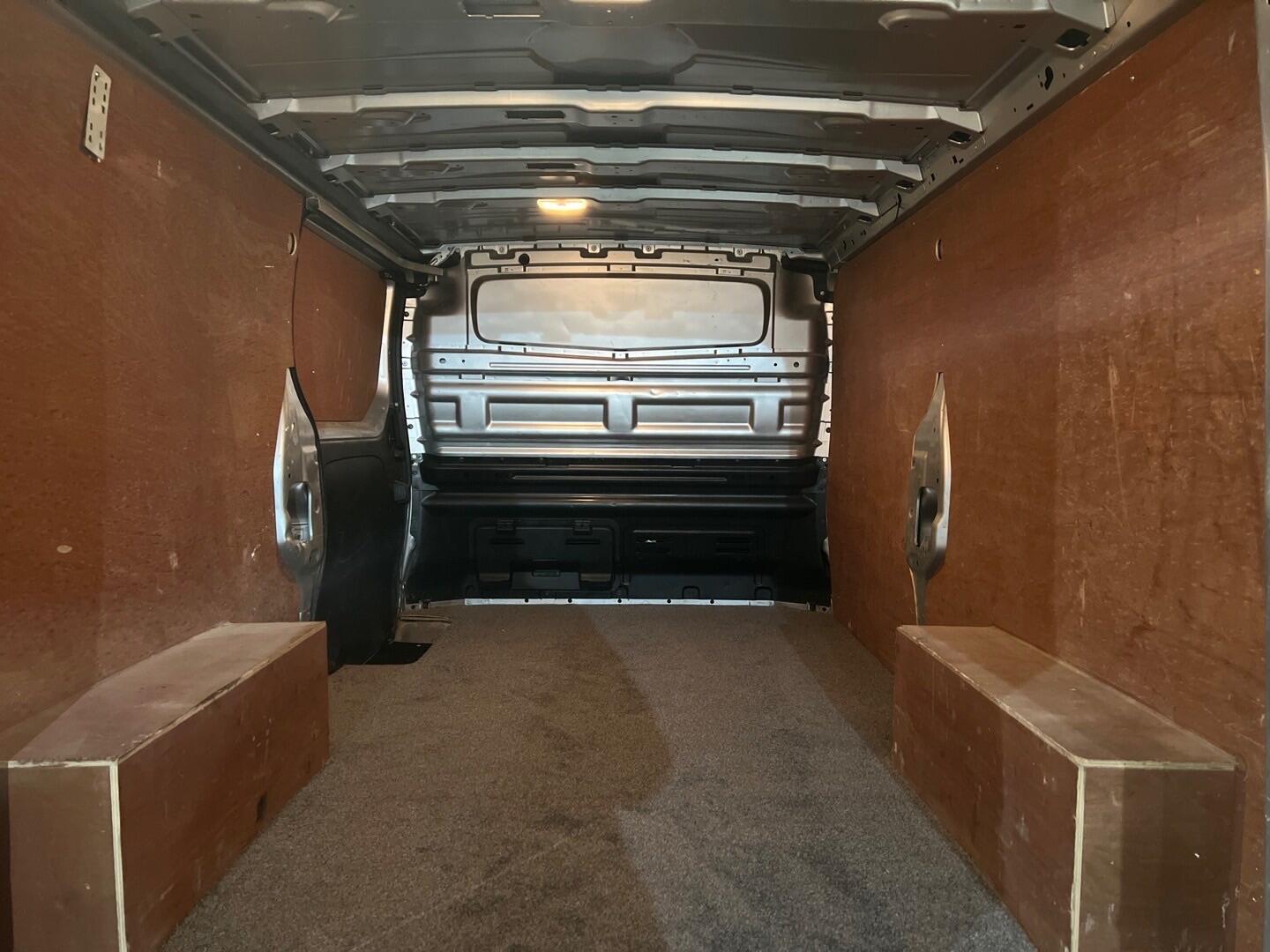 Used Vauxhall Vivaro 2019 for sale - 77455796: Photo 16