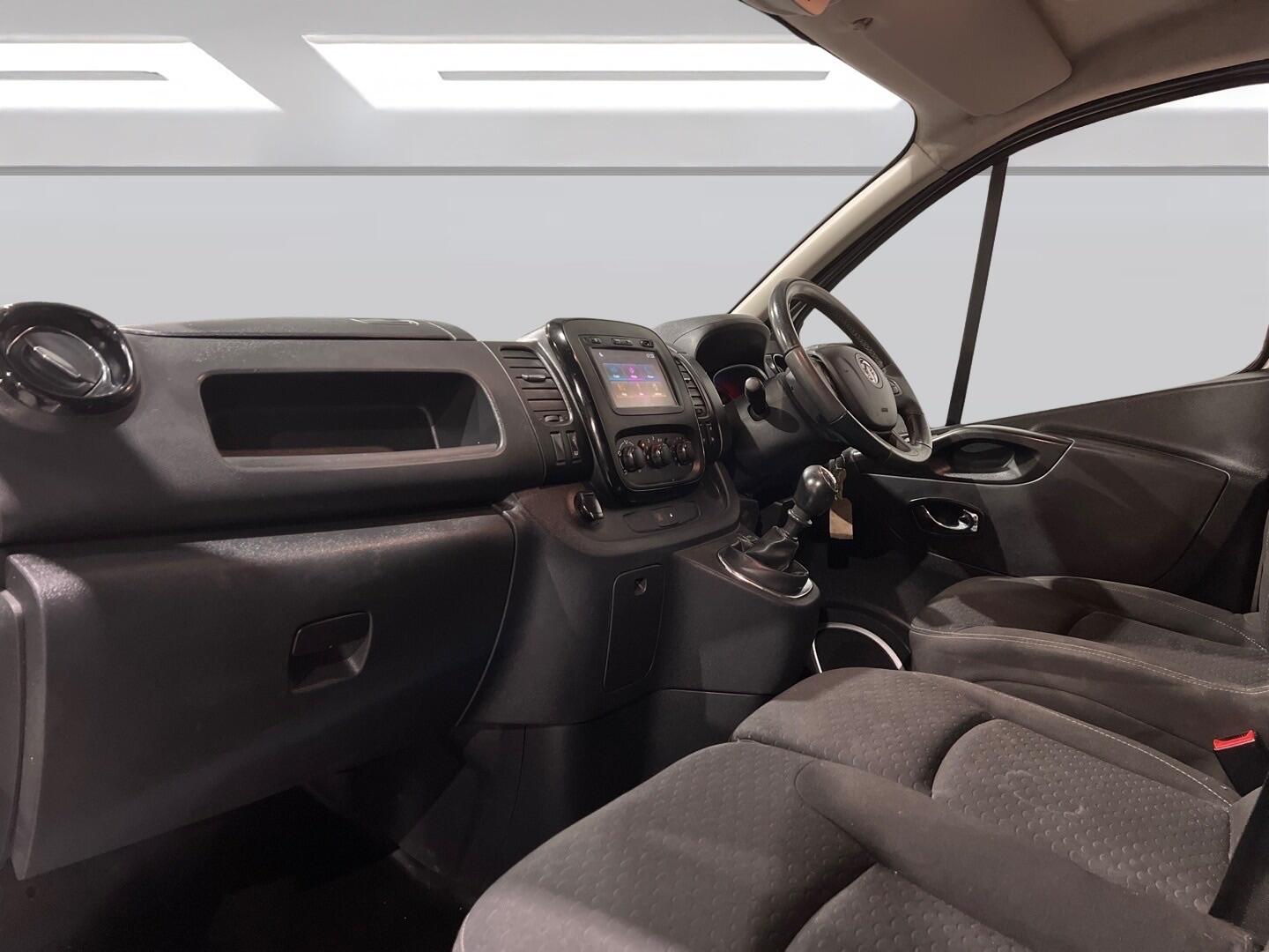 Used Vauxhall Vivaro 2019 for sale - 77455796: Photo 9