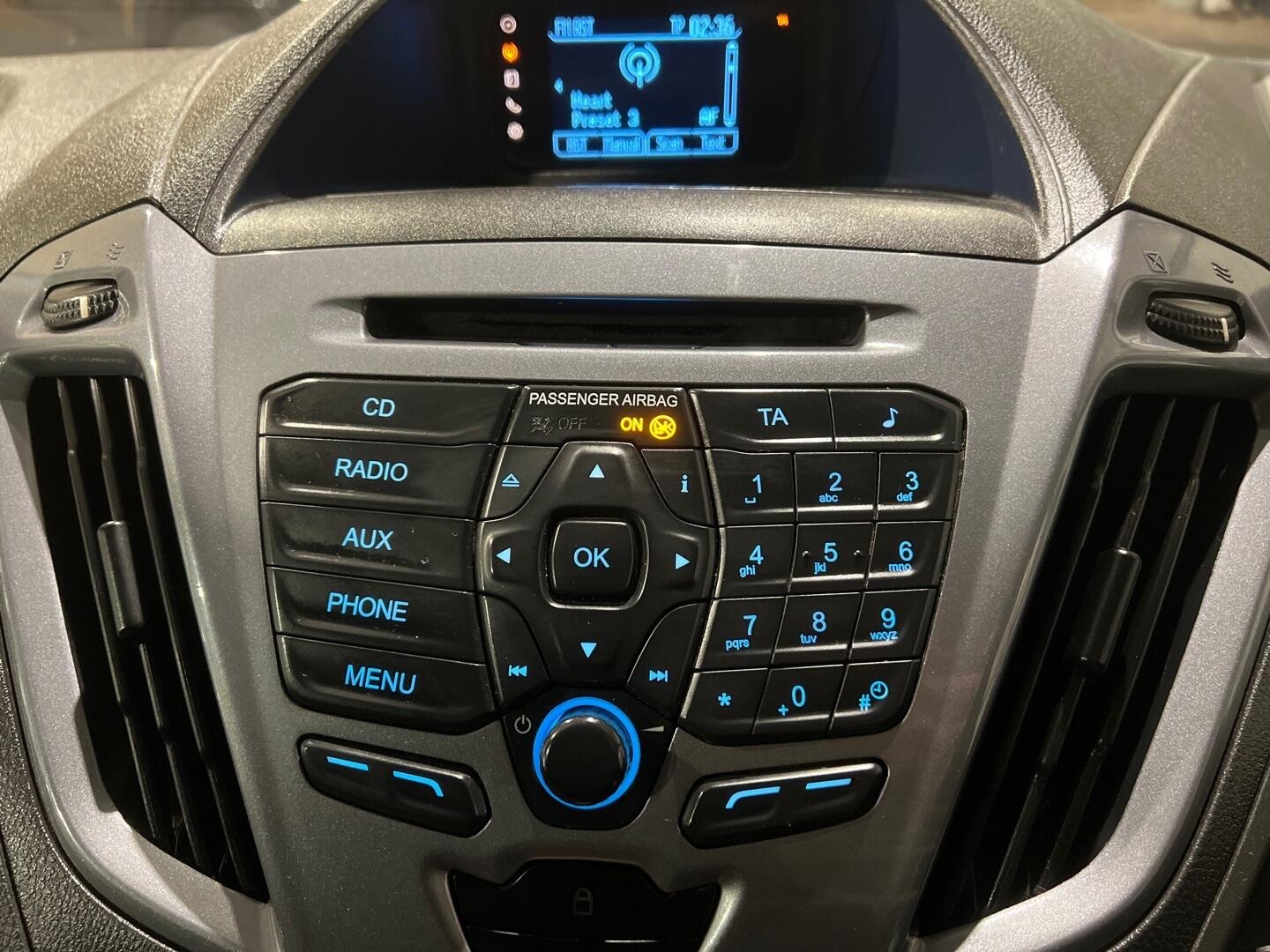 Used Ford Transit Custom 2014 for sale - 76646108: Photo 24