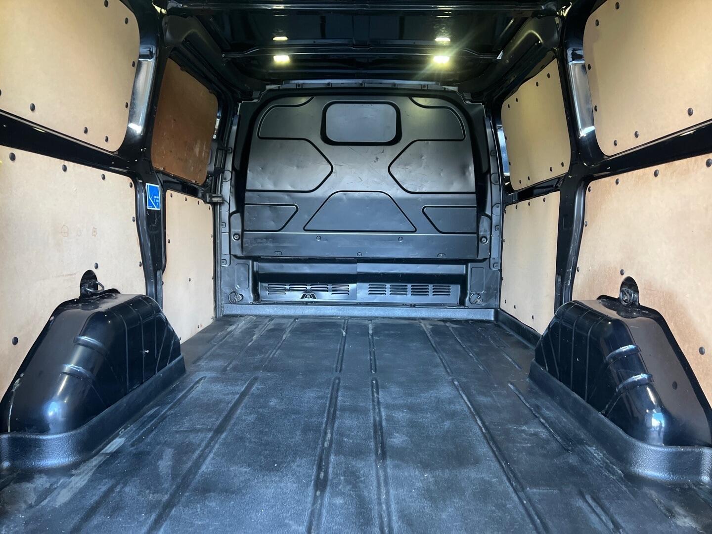 Used Ford Transit Custom 2014 for sale - 76646108: Photo 26