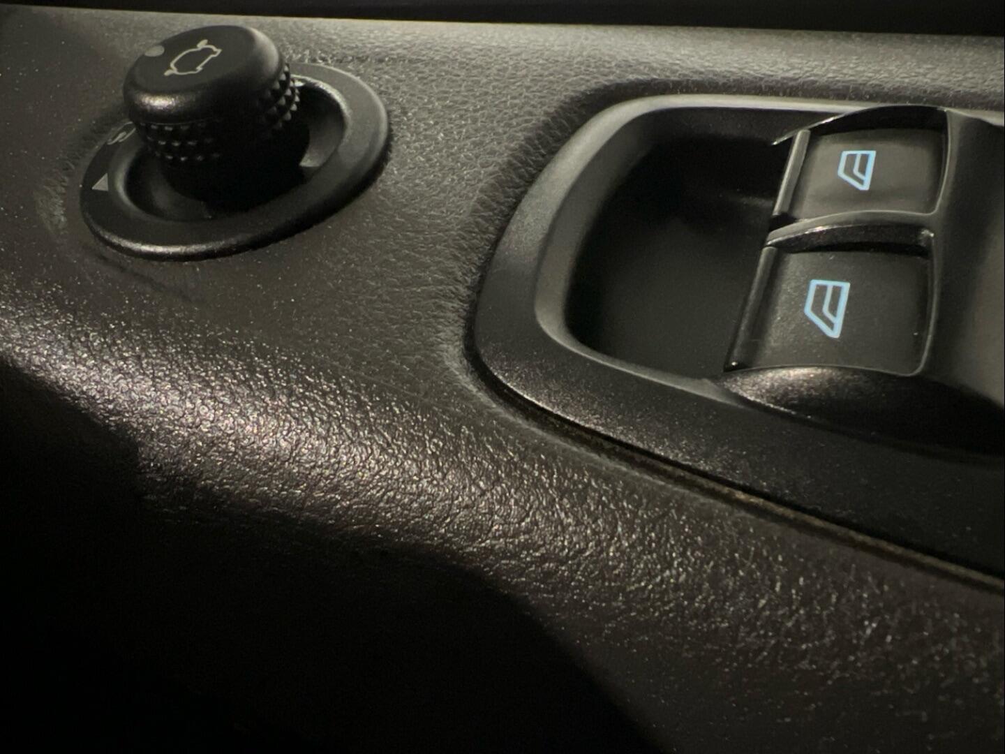 Used Ford Transit Custom 2014 for sale - 76646108: Photo 28