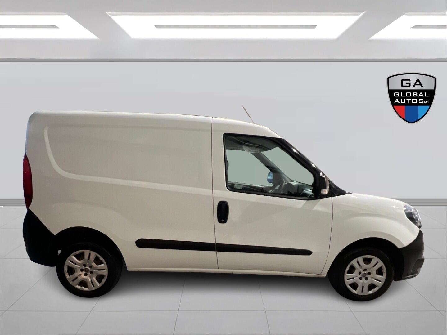 Used Fiat Doblo 2018 for sale - 77060136: Photo 11