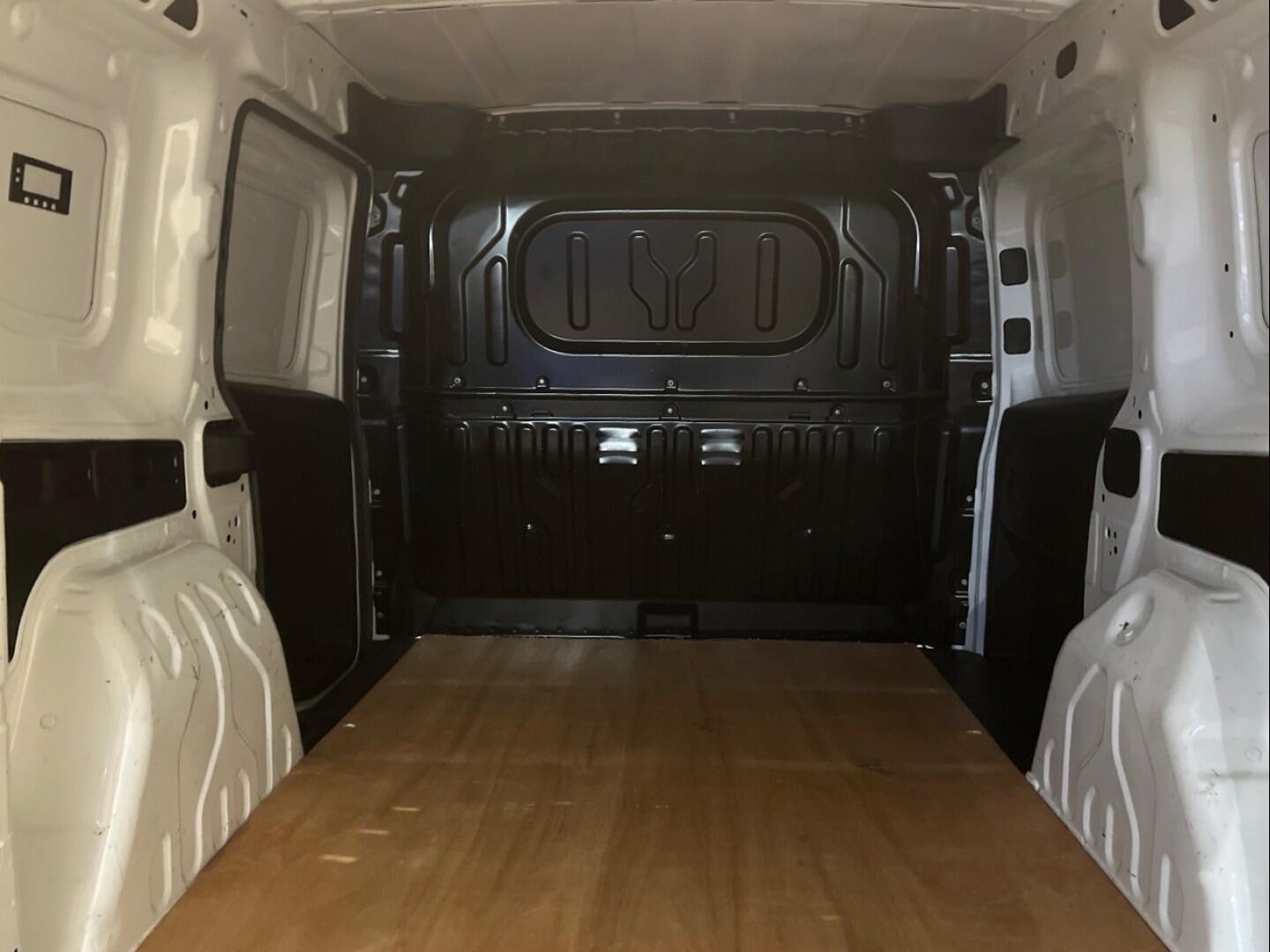 Used Fiat Doblo 2018 for sale - 77060136: Photo 5