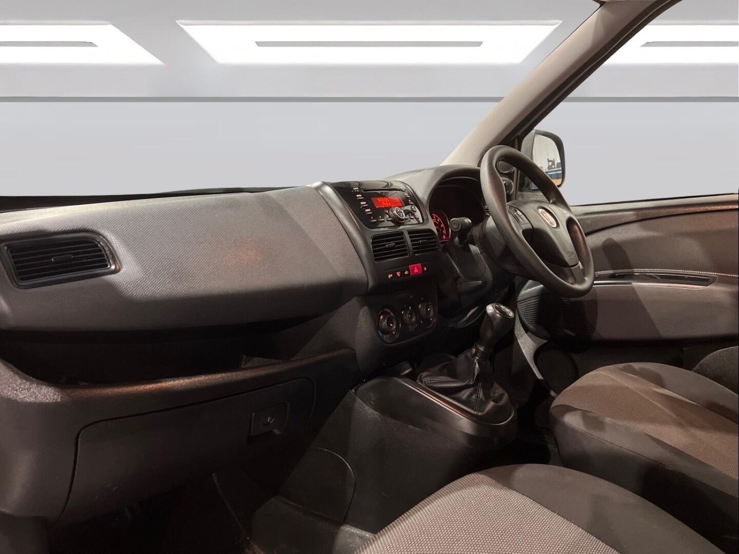 Used Fiat Doblo 2018 for sale - 77060136: Photo 9