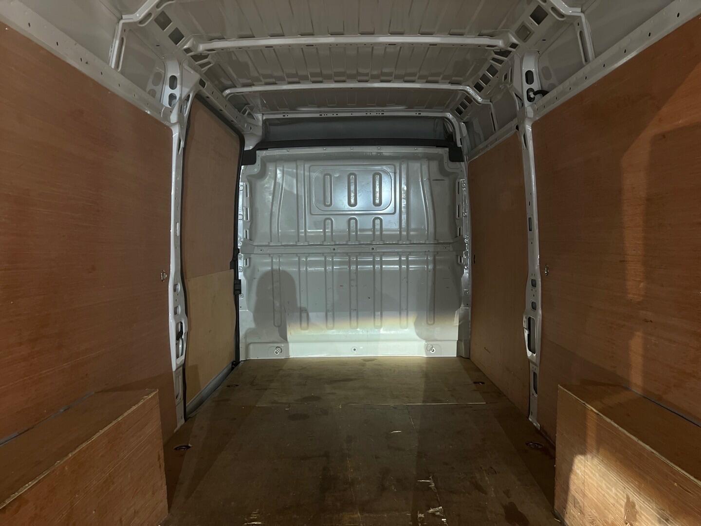 Used Vauxhall Movano 2022 for sale - 76925948: Photo 18