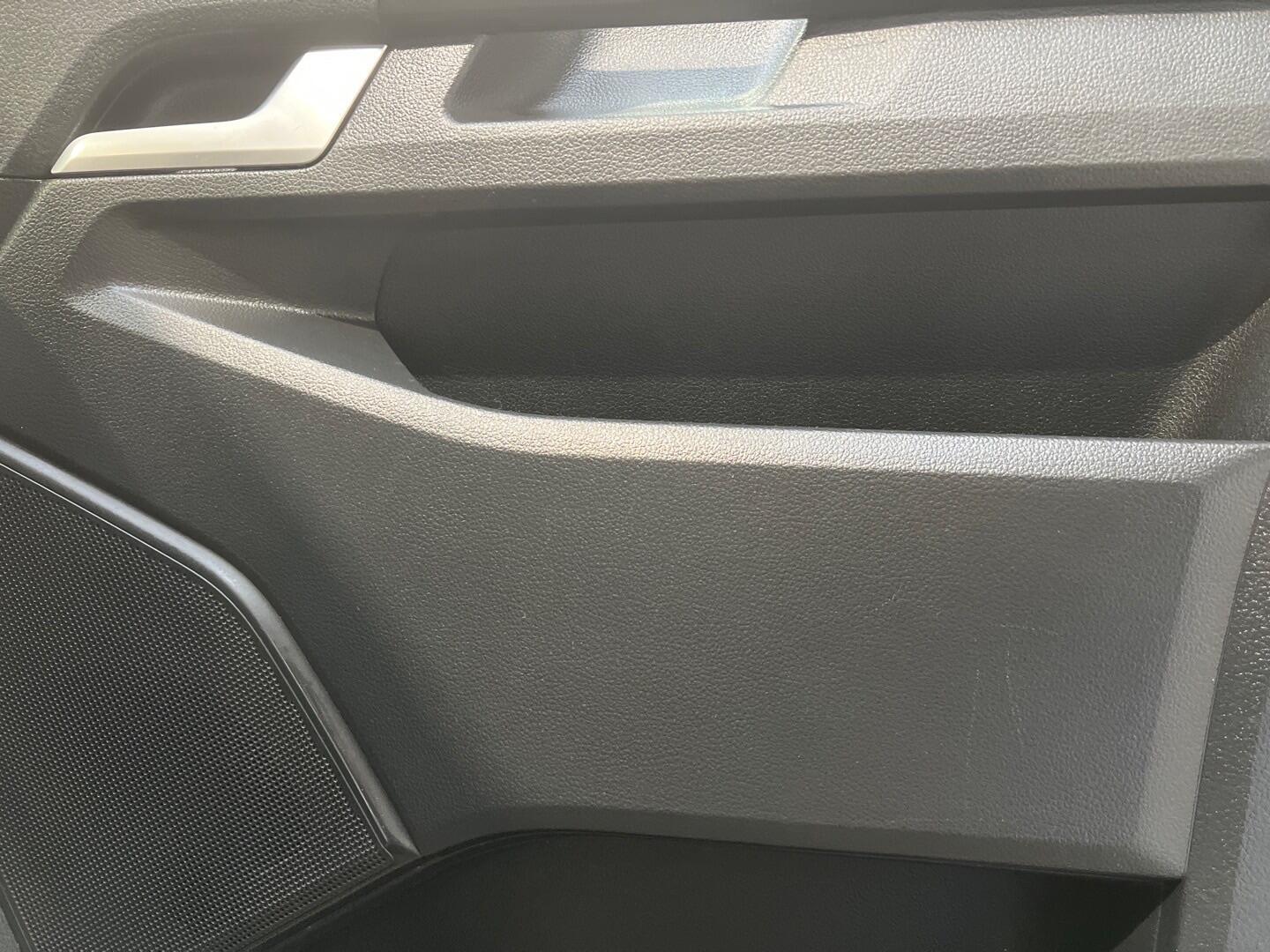 Used Volkswagen Transporter Shuttle 2017 for sale - 76381016: Photo 28