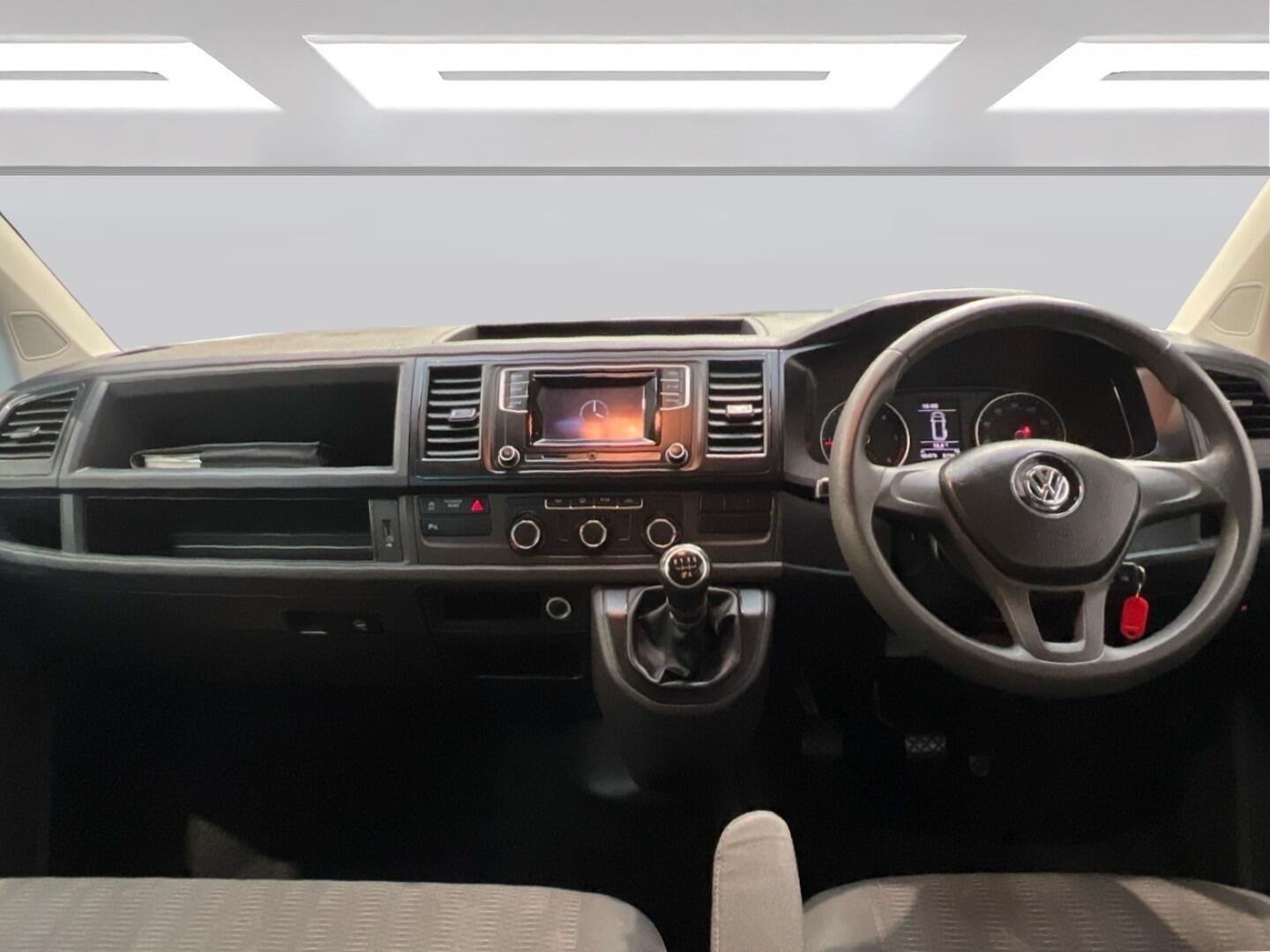 Used Volkswagen Transporter Shuttle 2017 for sale - 76381016: Photo 4