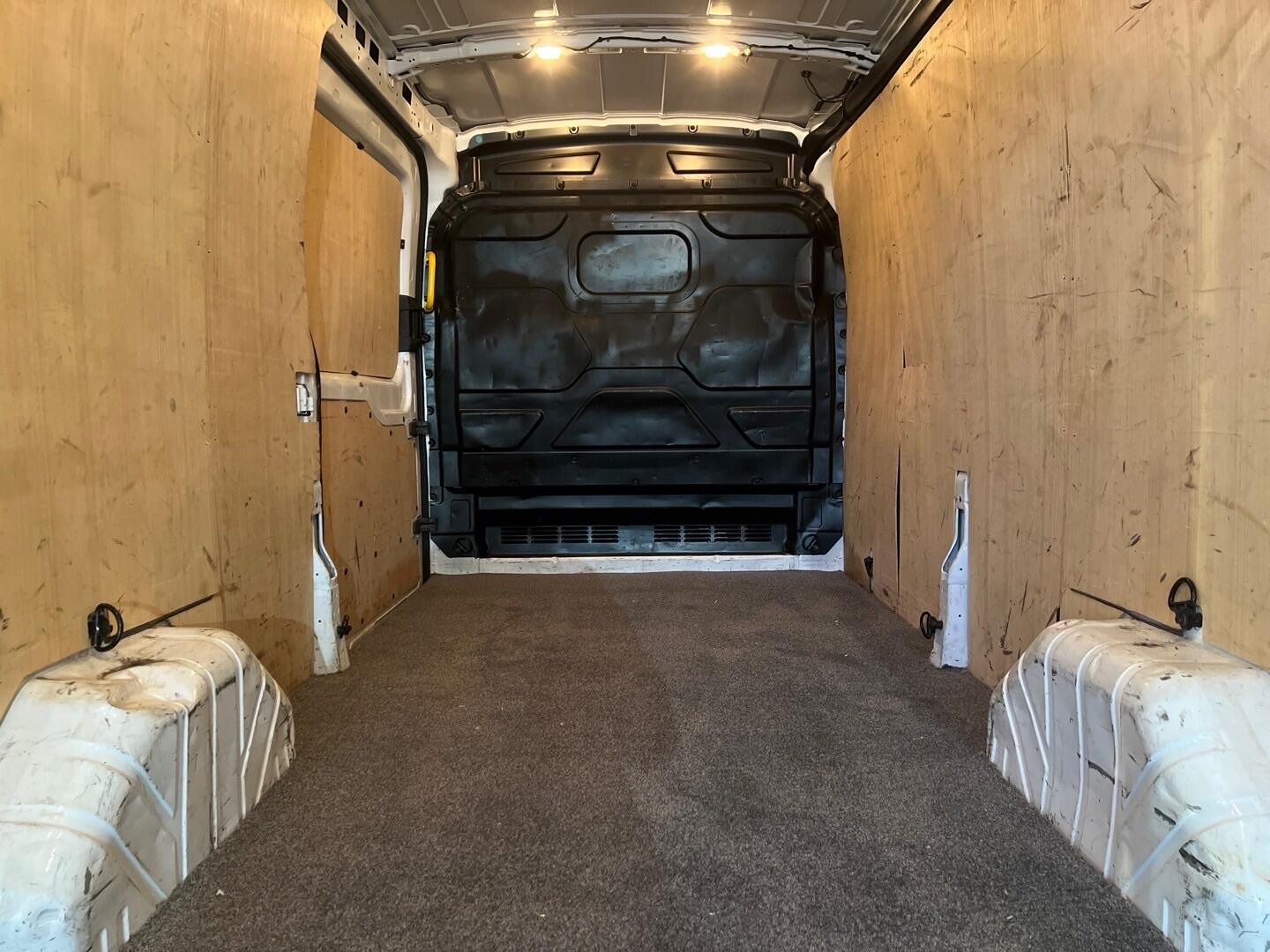 Used Ford Transit 2023 for sale - 77509946: Photo 25