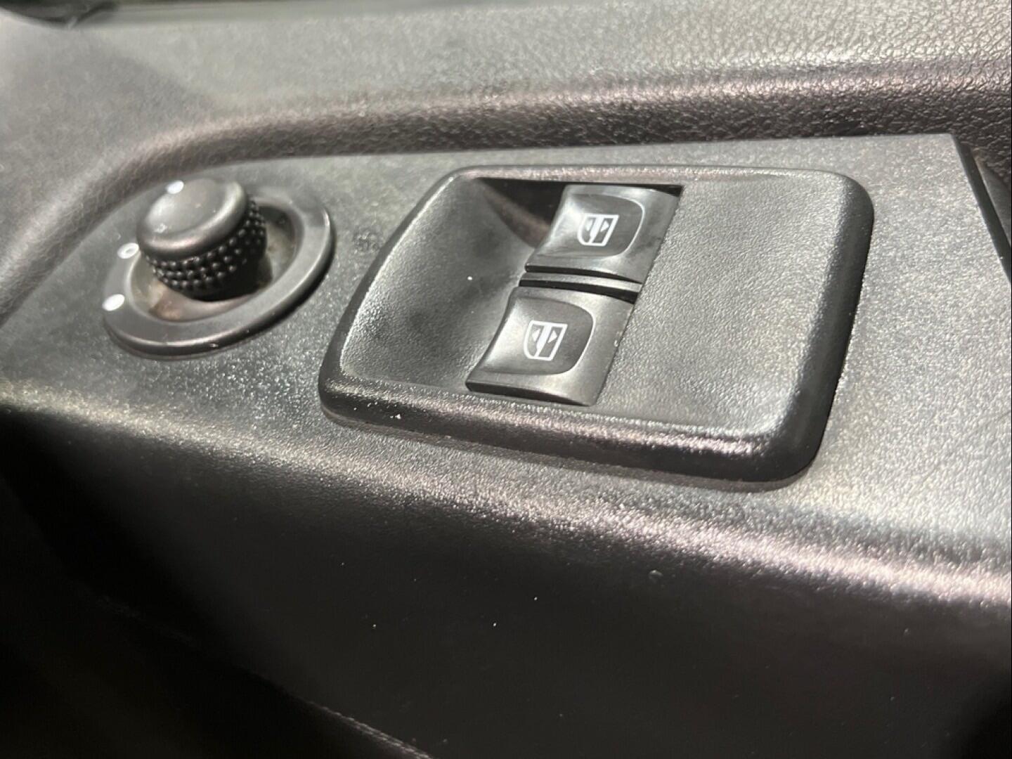 Used Renault Trafic for sale - 77537350: Photo 22