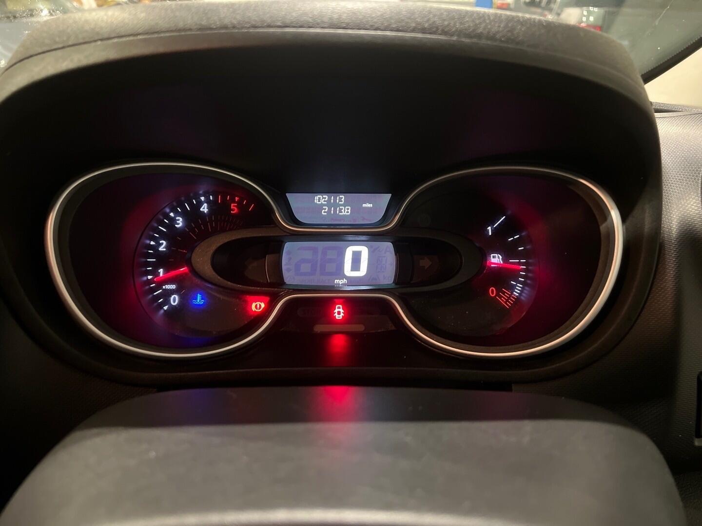 Used Renault Trafic for sale - 77537350: Photo 25