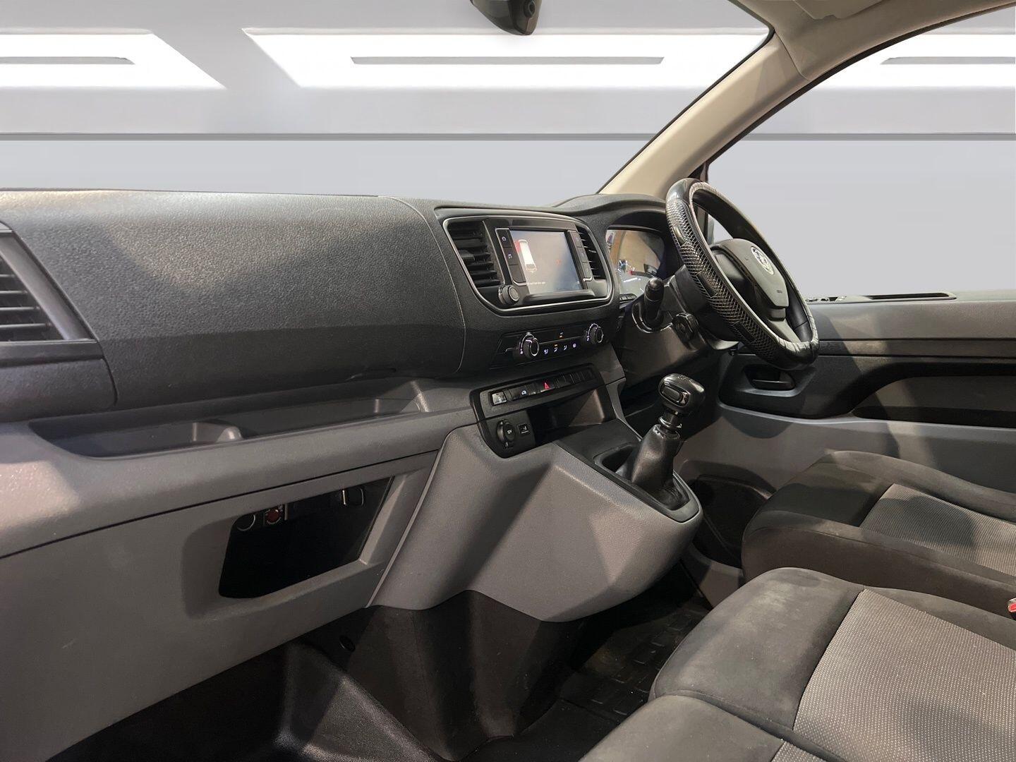 Used Vauxhall Vivaro 2022 for sale - 77695553: Photo 18