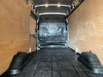 Used Ford Transit 2019 for sale - 78783673: Photo