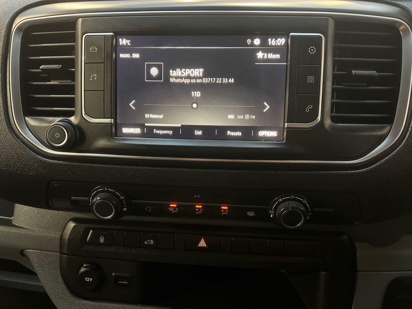 Used Vauxhall Vivaro 2021 for sale - 77696161: Photo 12