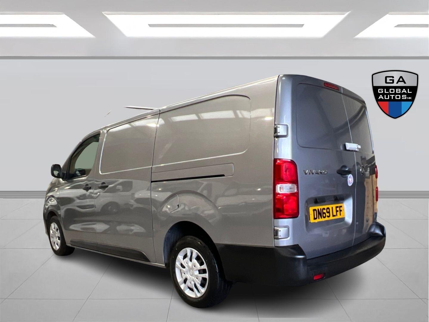 Used Vauxhall Vivaro 2019 for sale - 77633767: Photo 2