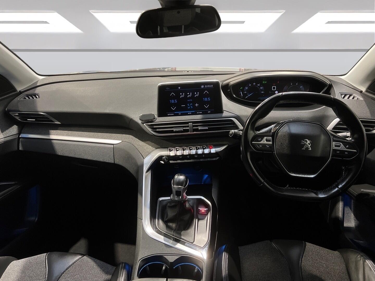 Used Peugeot 3008 2018 for sale - 76702494: Photo 4