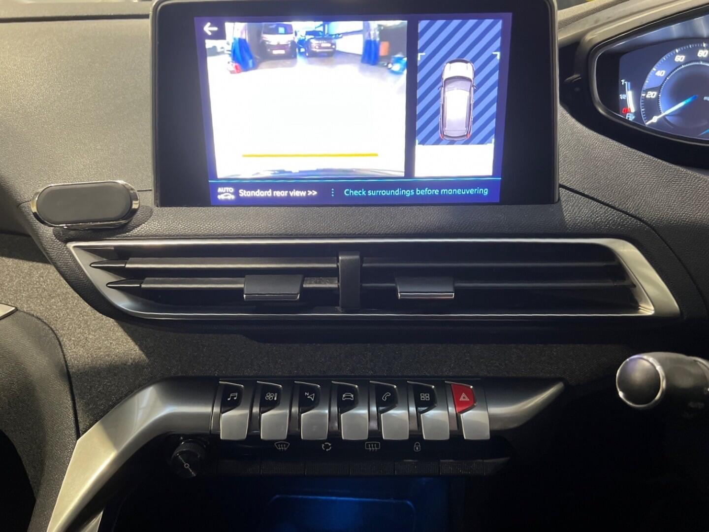 Used Peugeot 3008 2018 for sale - 76702494: Photo 5