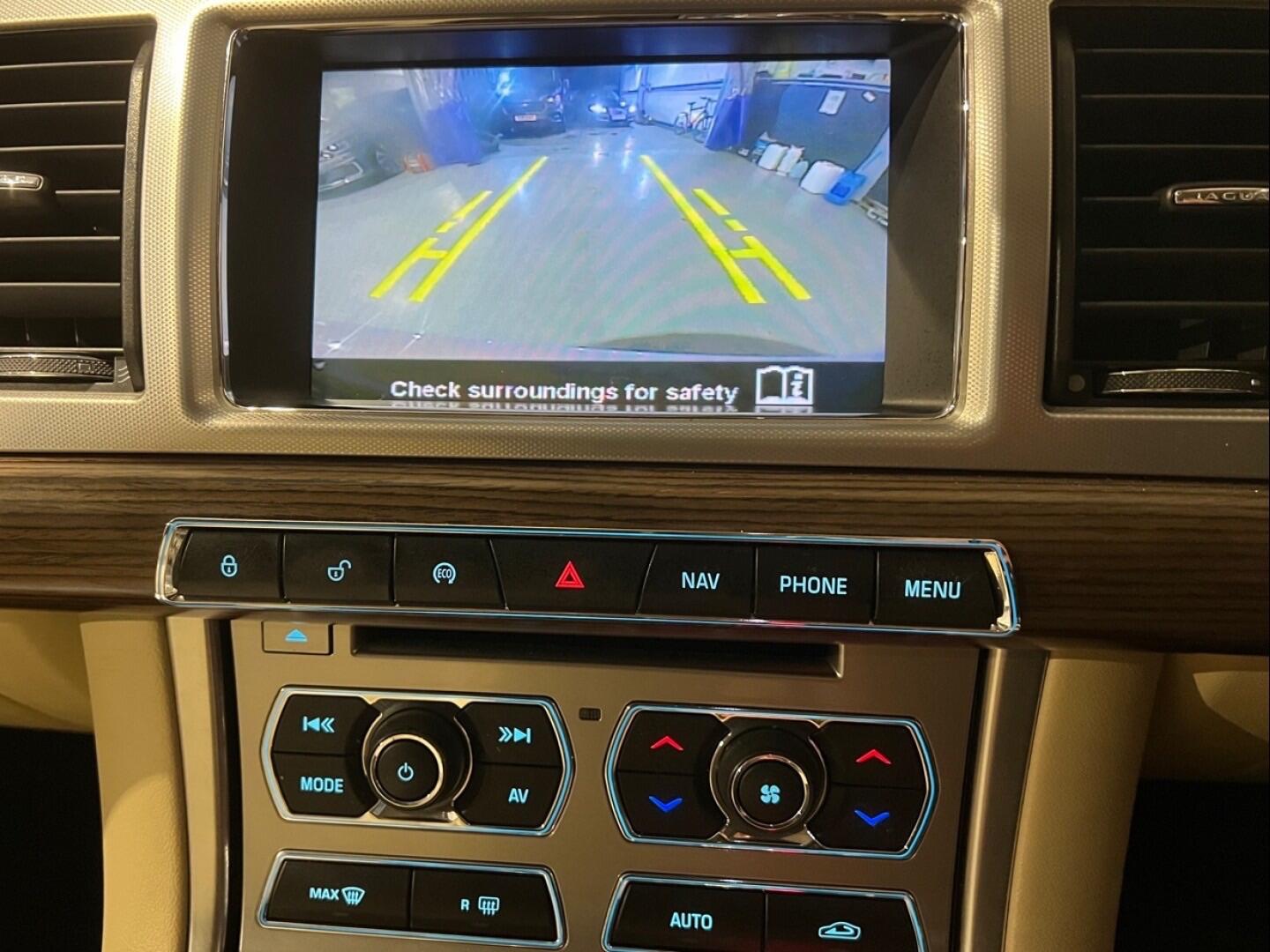 Used Jaguar XF 2014 for sale - 77215502: Photo 5