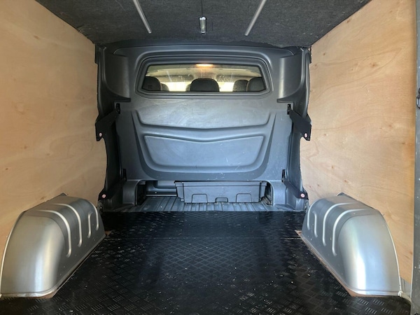Used Vauxhall Vivaro 2018 for sale - 75588918: Photo 18