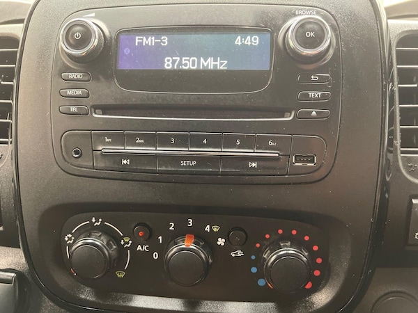 Used Vauxhall Vivaro 2018 for sale - 75588918: Photo 26
