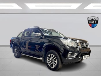Nissan - Navara