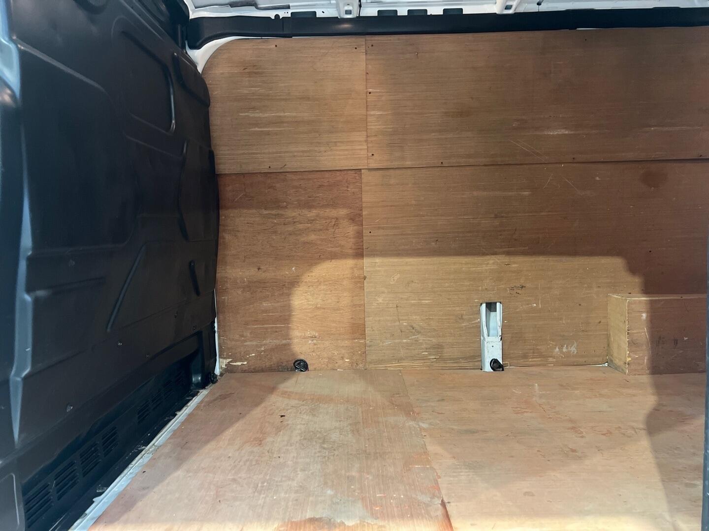 Used Ford Transit 2018 for sale - 76573214: Photo 25