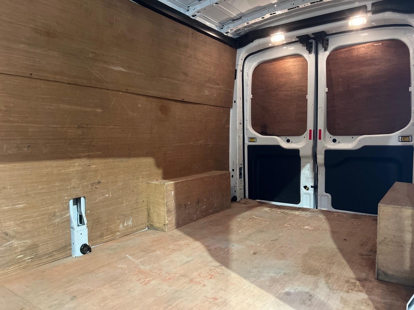 Used Ford Transit 2018 for sale - 76573214: Photo 27