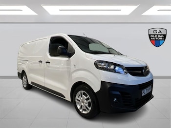 Vauxhall Vivaro feature image