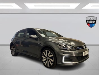 Used Volkswagen Golf 2018 for sale - 75866771: Photo