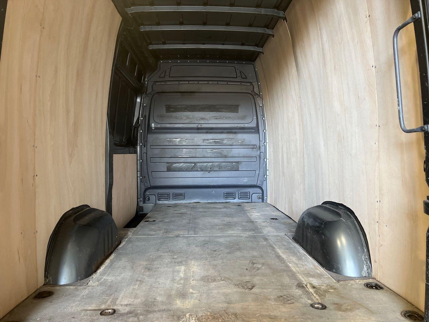 Used Volkswagen Crafter for sale - 77670825: Photo 28