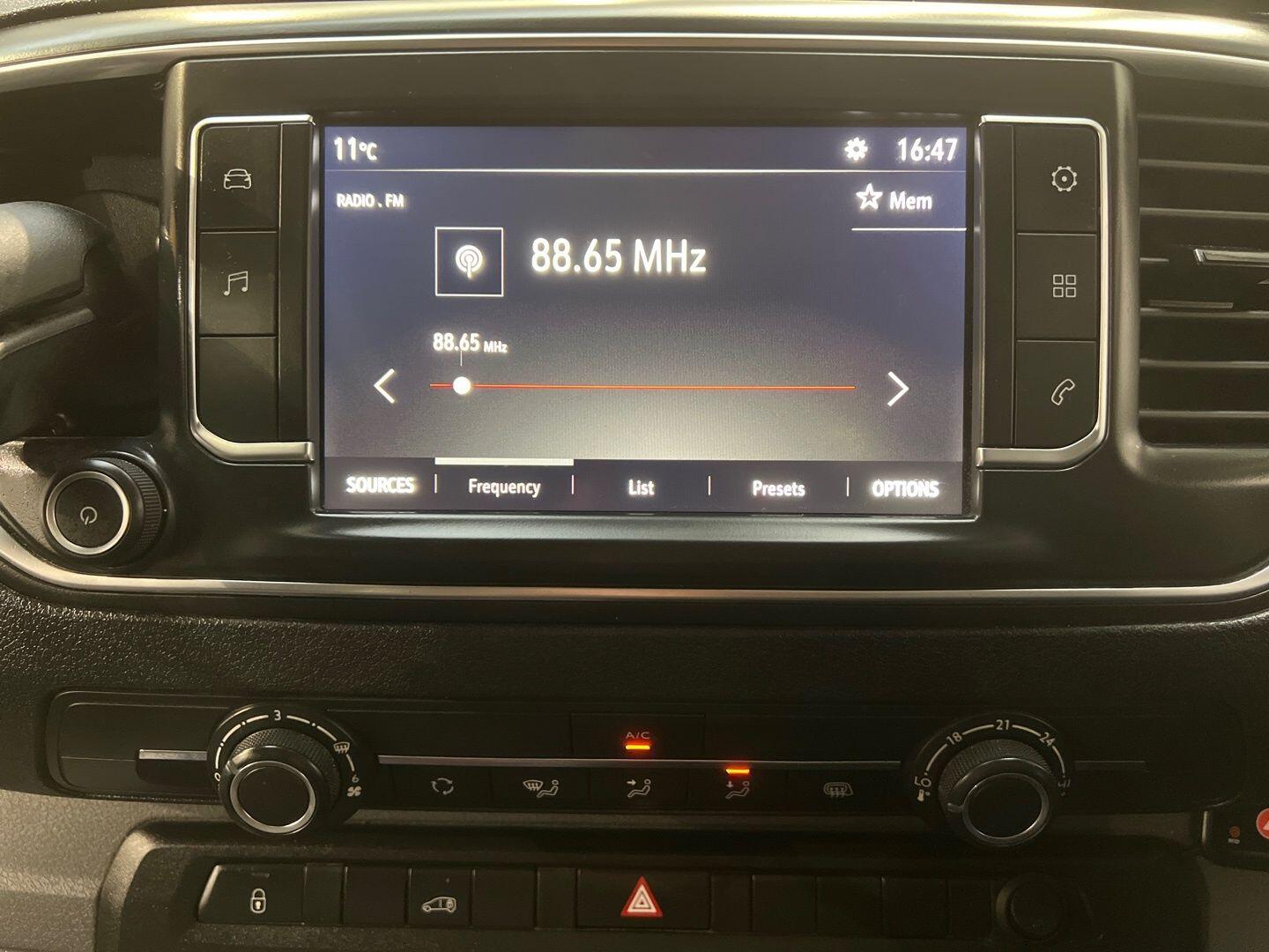 Used Vauxhall Vivaro 2020 for sale - 77892823: Photo 21