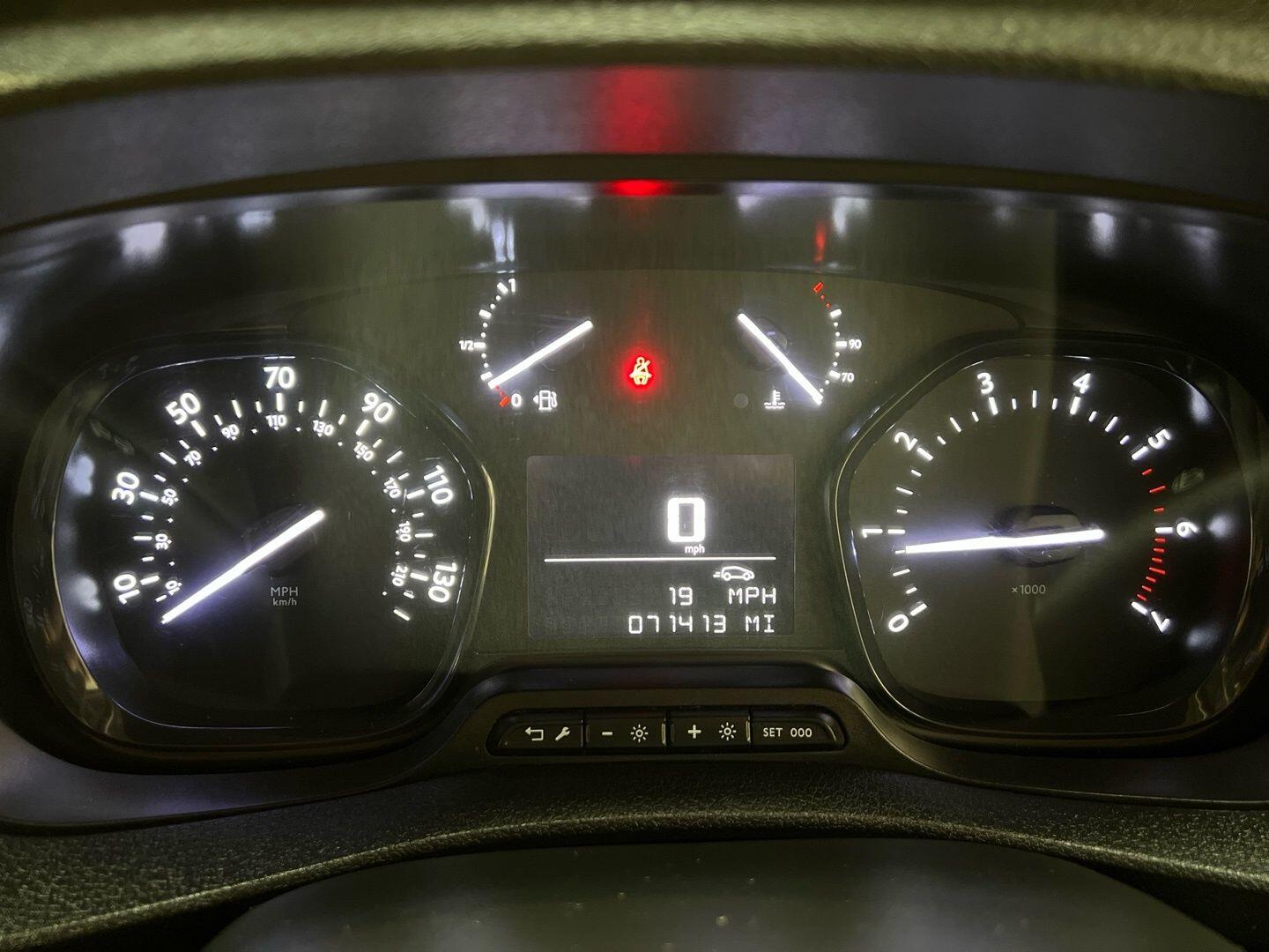 Used Vauxhall Vivaro for sale - 77909493: Photo 16