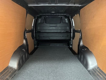 Used Vauxhall Vivaro 2019 for sale - 79440773: Photo