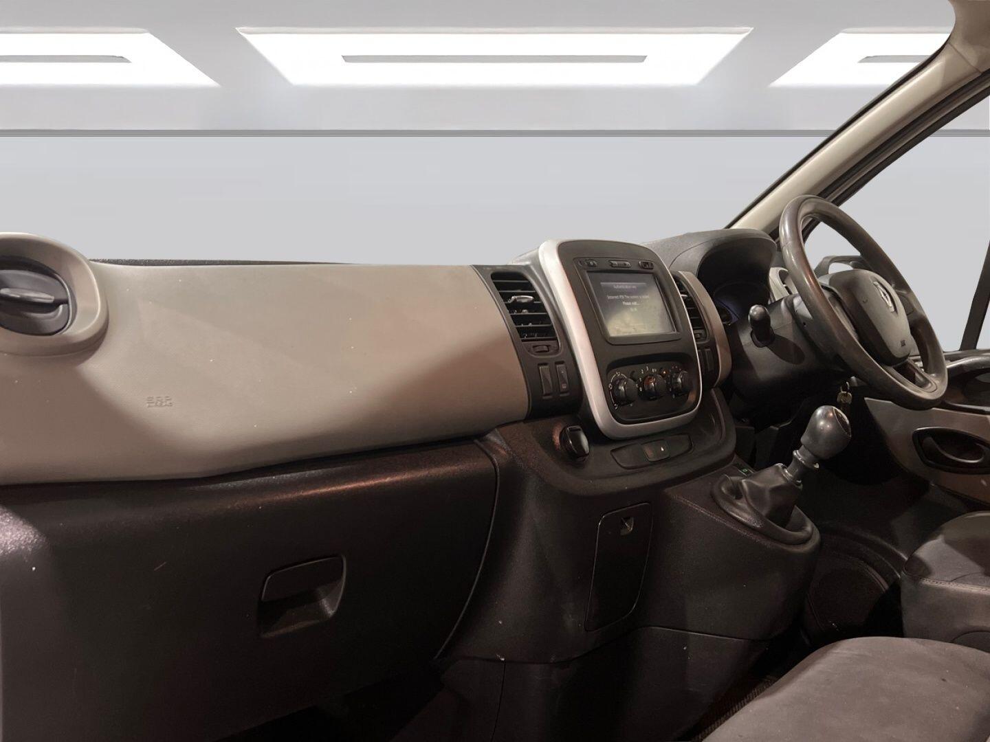 Used Renault Trafic for sale - 77559554: Photo 24