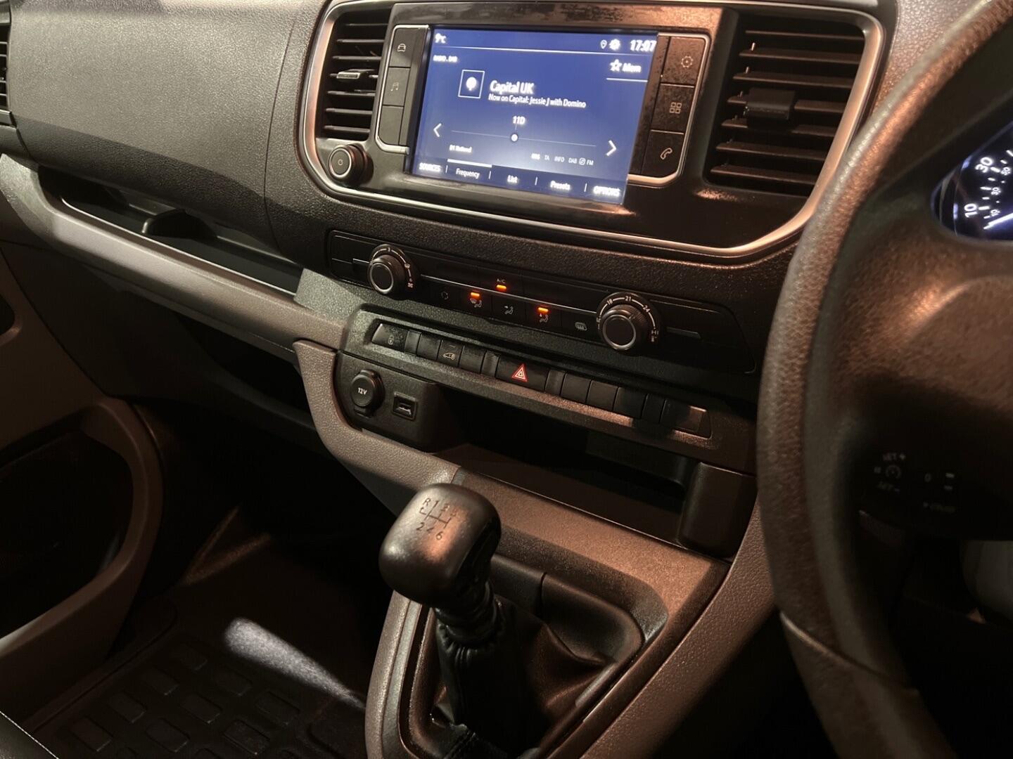 Used Vauxhall Vivaro 2021 for sale - 77278622: Photo 30