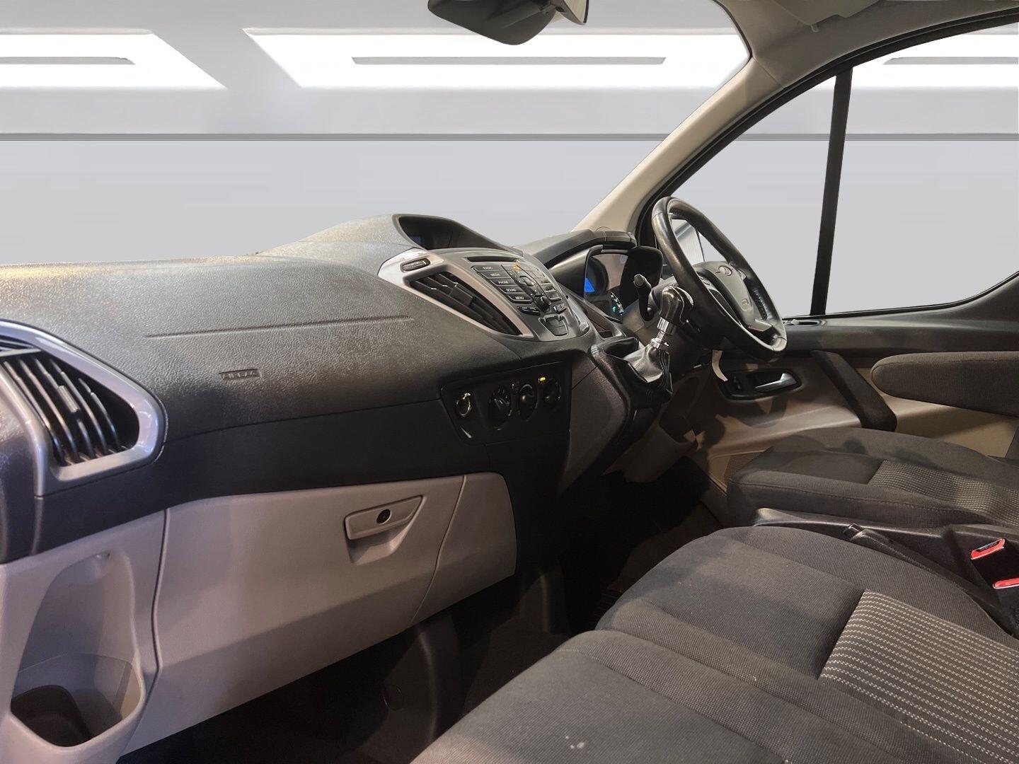 Used Ford Tourneo Custom 2016 for sale - 77559087: Photo 14