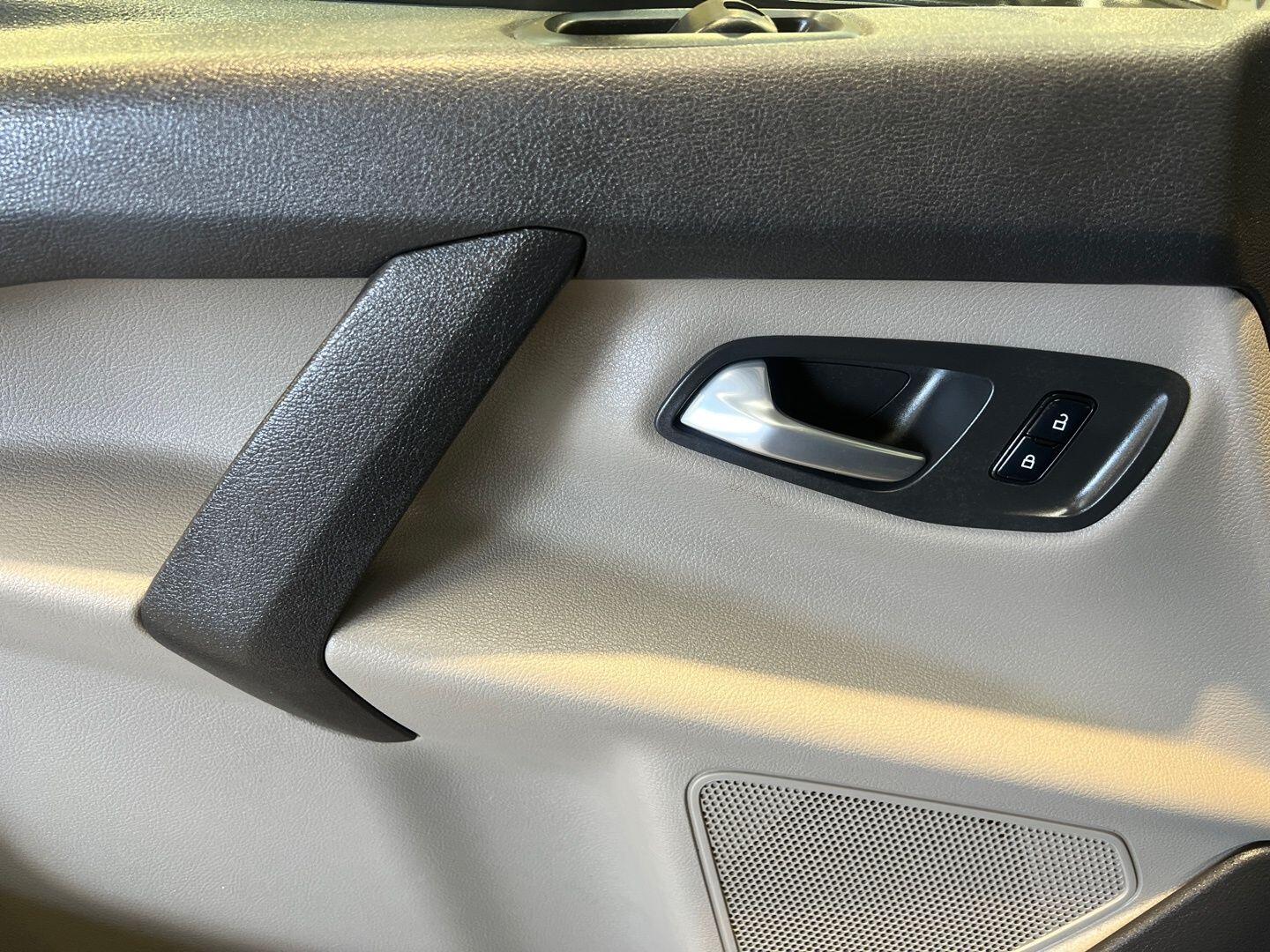 Used Ford Tourneo Custom 2016 for sale - 77559087: Photo 23