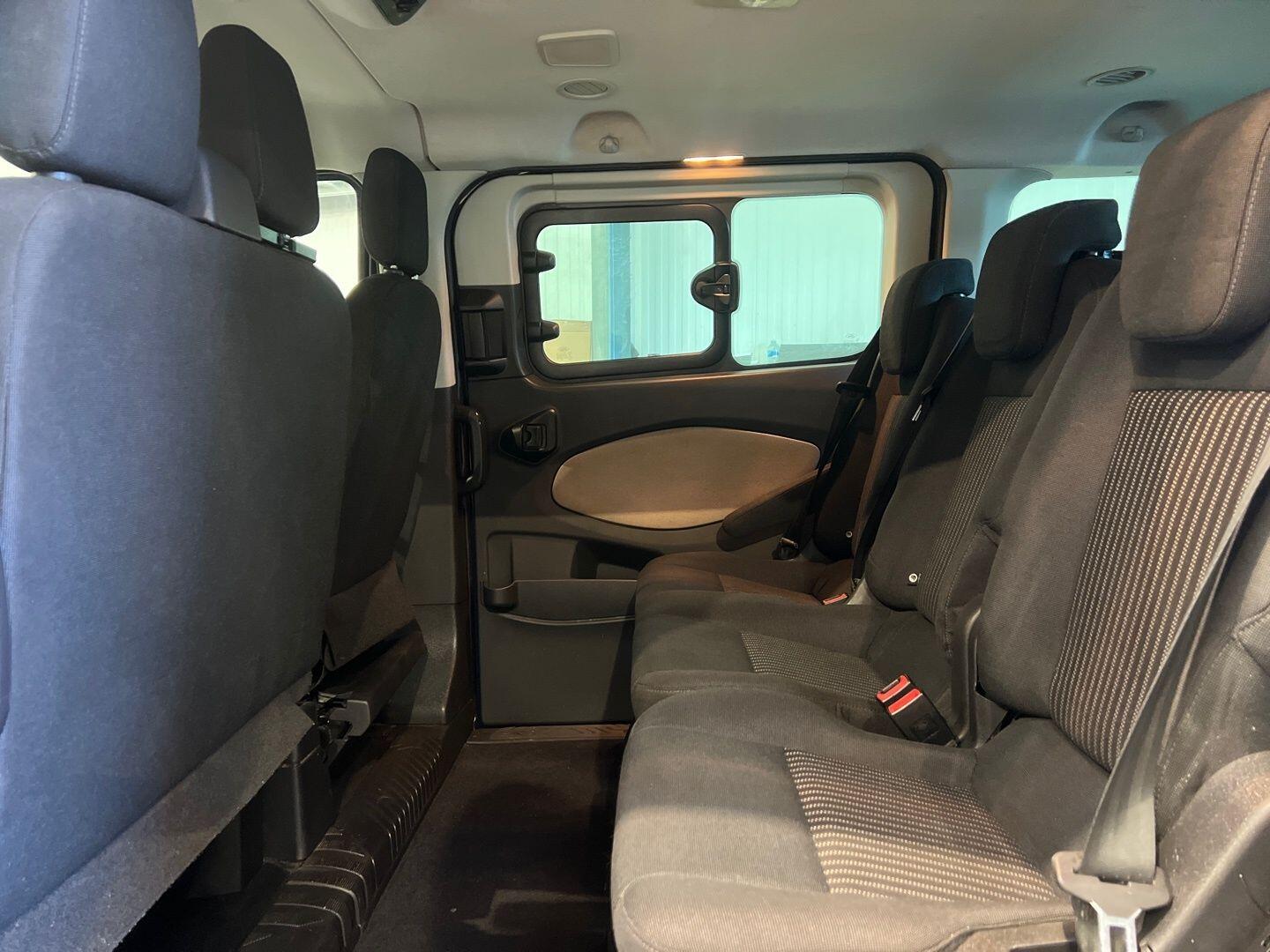 Used Ford Tourneo Custom 2016 for sale - 77559087: Photo 30