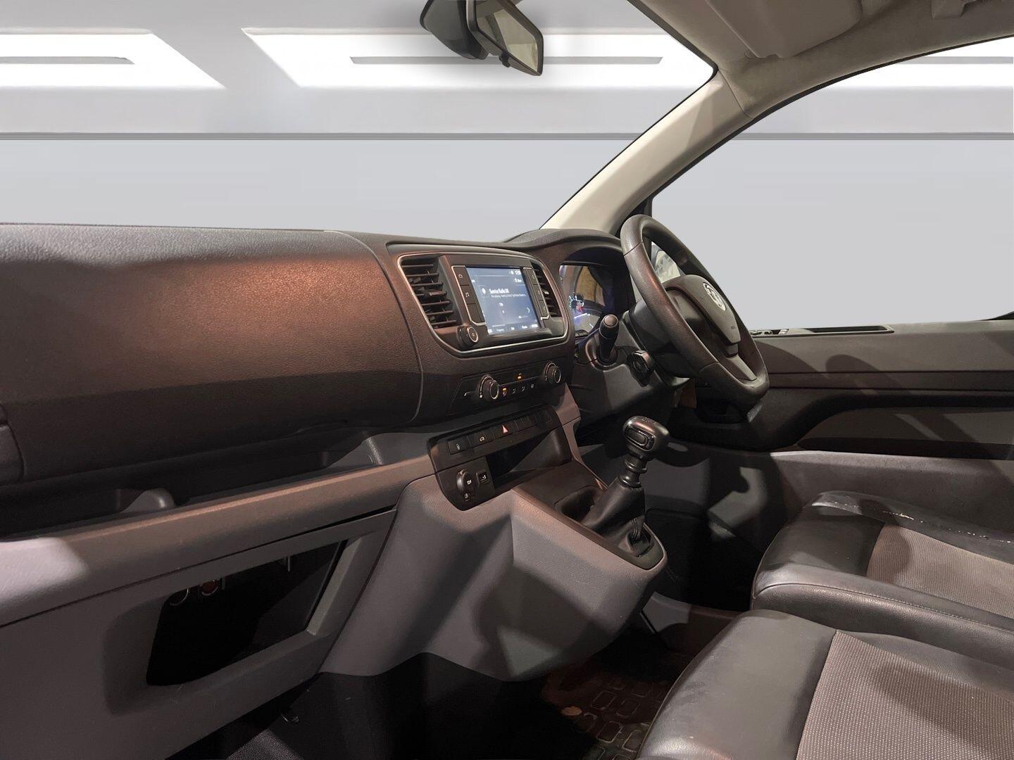 Used Vauxhall Vivaro 2021 for sale - 77550111: Photo 30