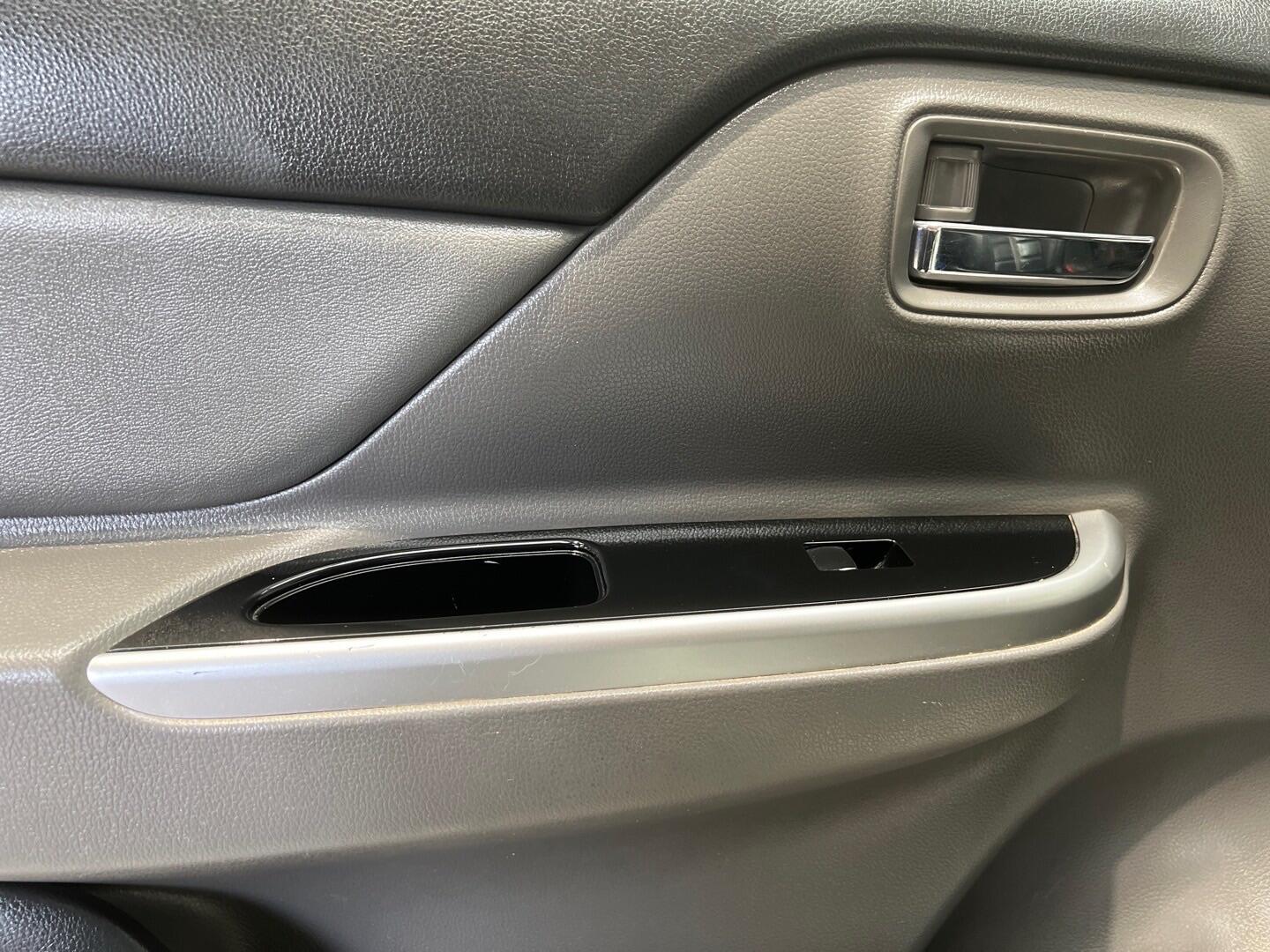 Used Mitsubishi L200 2018 for sale - 76137629: Photo 24