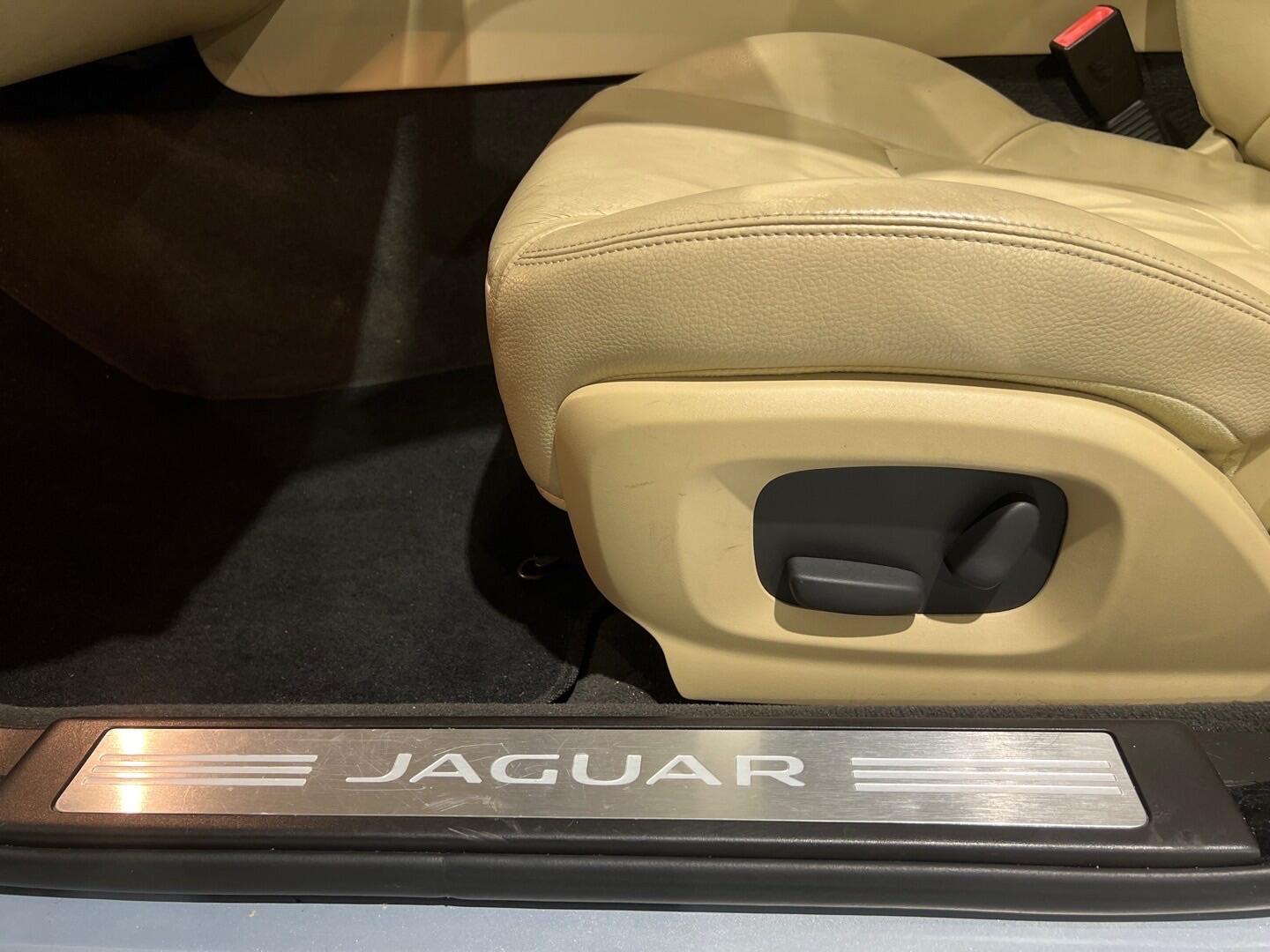 Used Jaguar XF 2014 for sale - 76824199: Photo 21