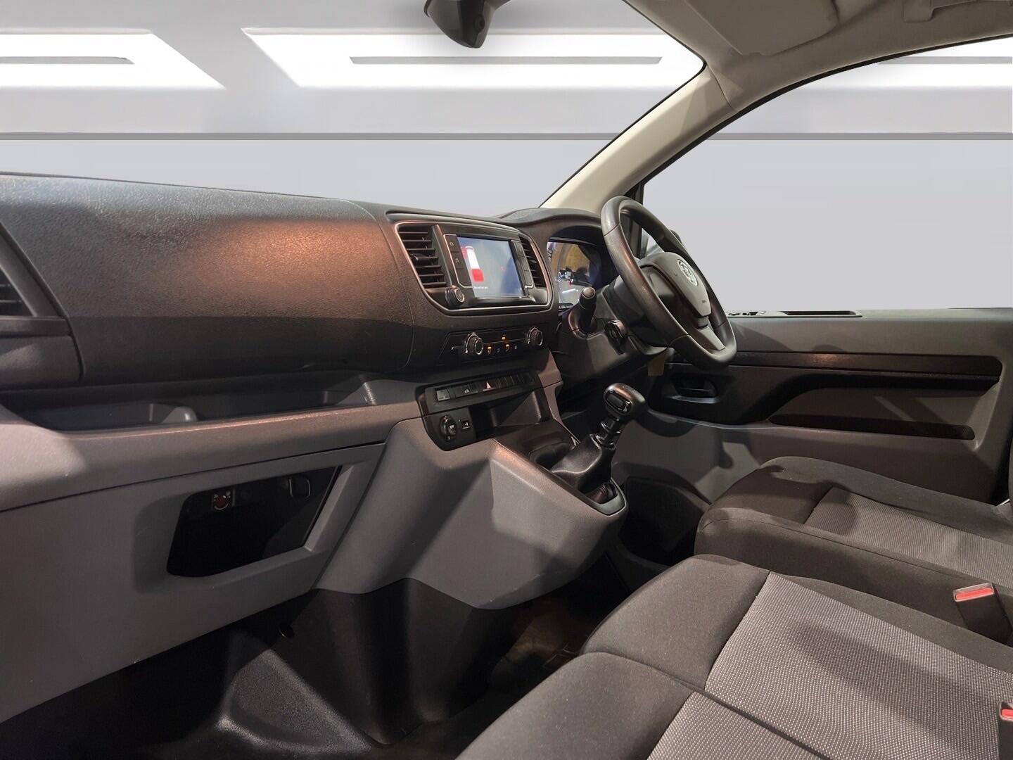 Used Vauxhall Vivaro 2022 for sale - 77358555: Photo 9