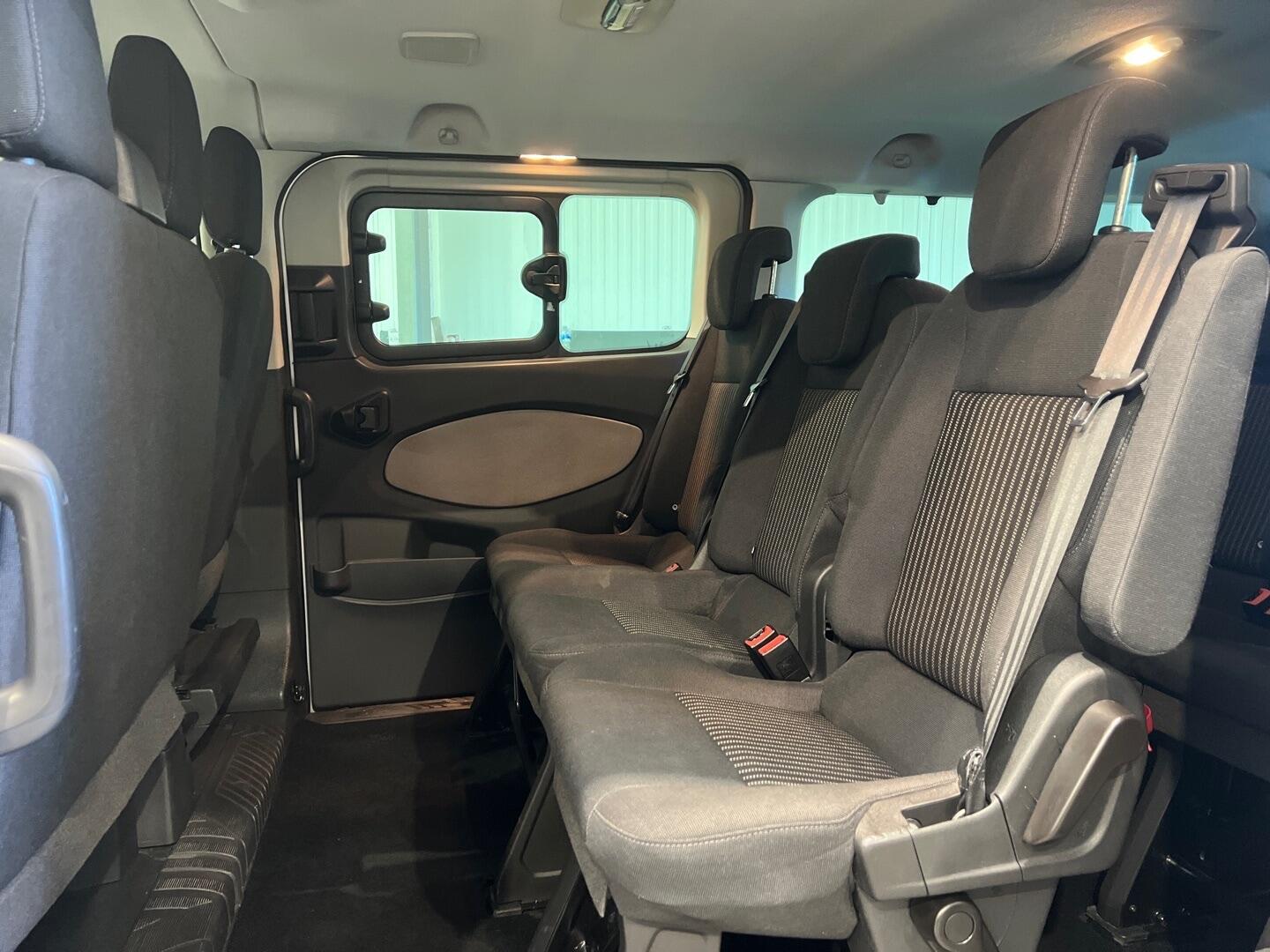 Used Ford Tourneo Custom 2017 for sale - 77109075: Photo 24