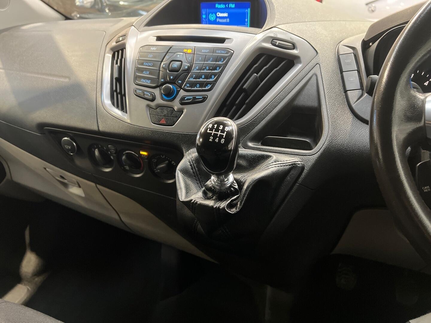 Used Ford Tourneo Custom 2017 for sale - 77109075: Photo 29