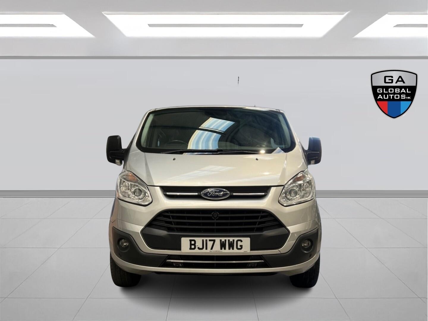 Used Ford Tourneo Custom 2017 for sale - 77109075: Photo 4