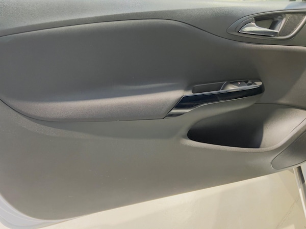 Used Vauxhall Corsa Van 2016 for sale - 73402775: Photo 43
