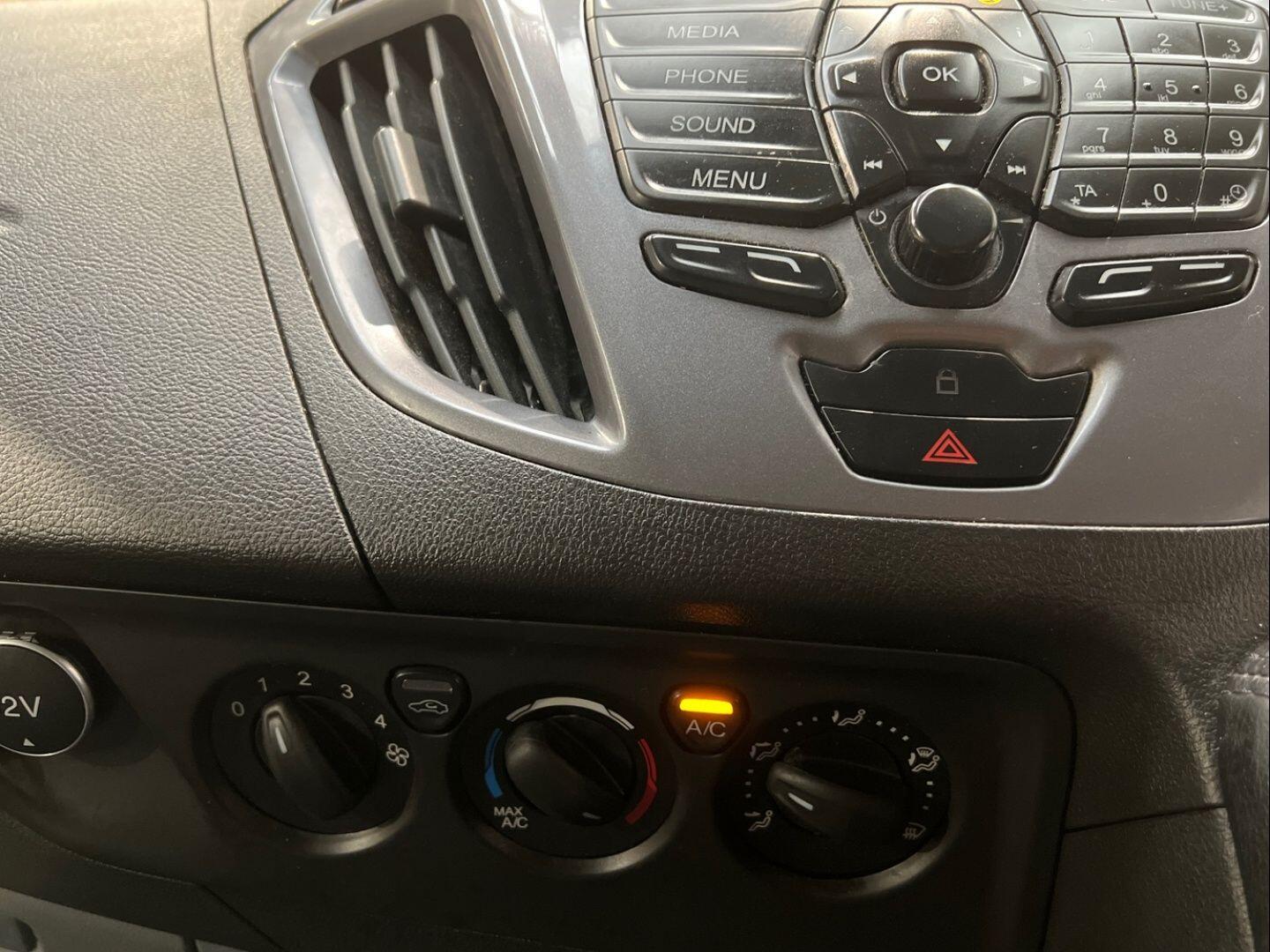 Used Ford Transit Custom 2017 for sale - 77783806: Photo 18