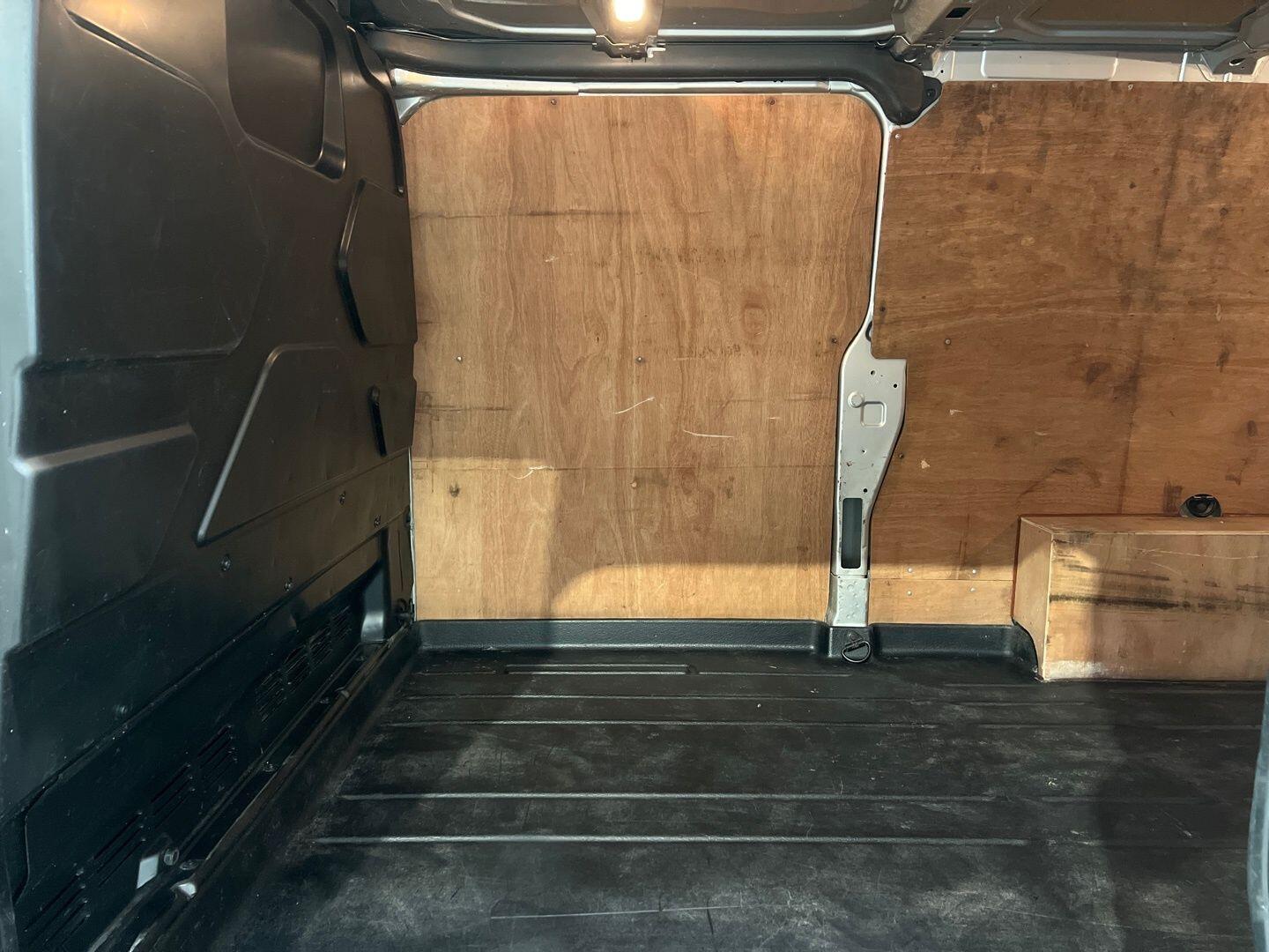 Used Ford Transit Custom 2017 for sale - 77783806: Photo 28